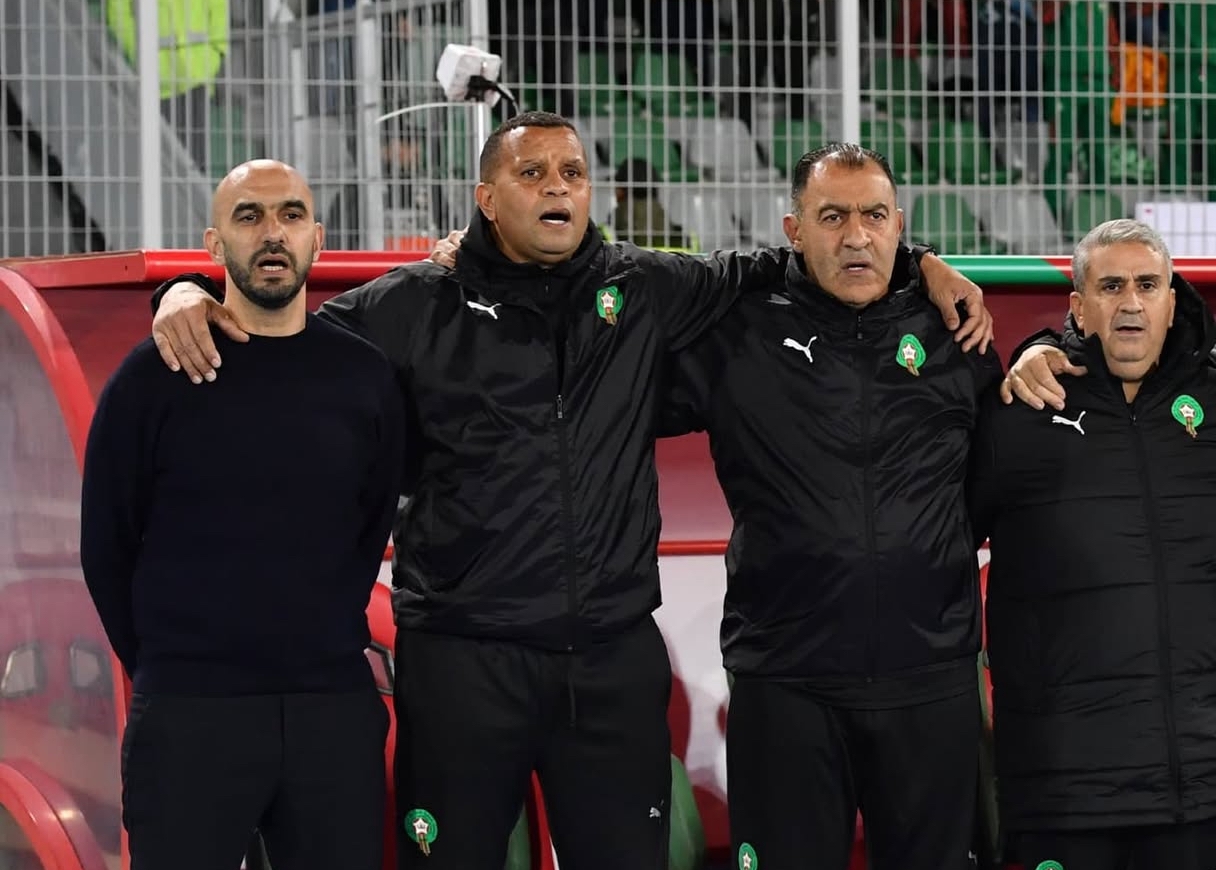 الركراكي بفرنسا ويتابع مباريات مهمة للاعبي الفريق الوطني