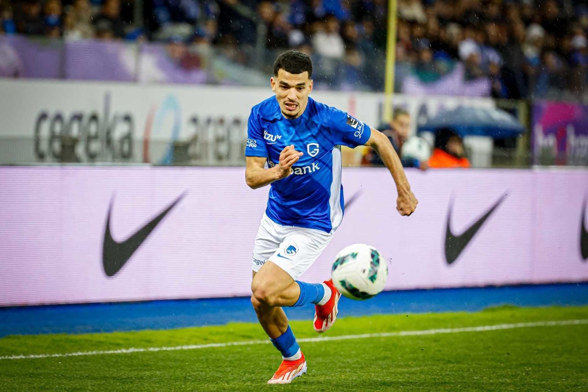 الواحدي ما زال متشبتا بتمثيل منتخب الأسود