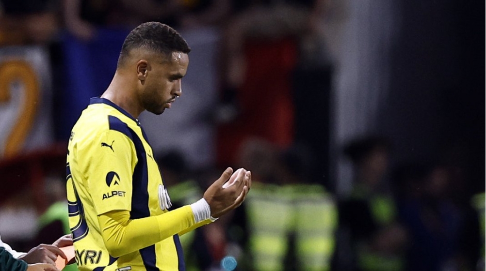 النصيري خارج النص وصيحات الجماهير بإقالة مكتب فنربخشة