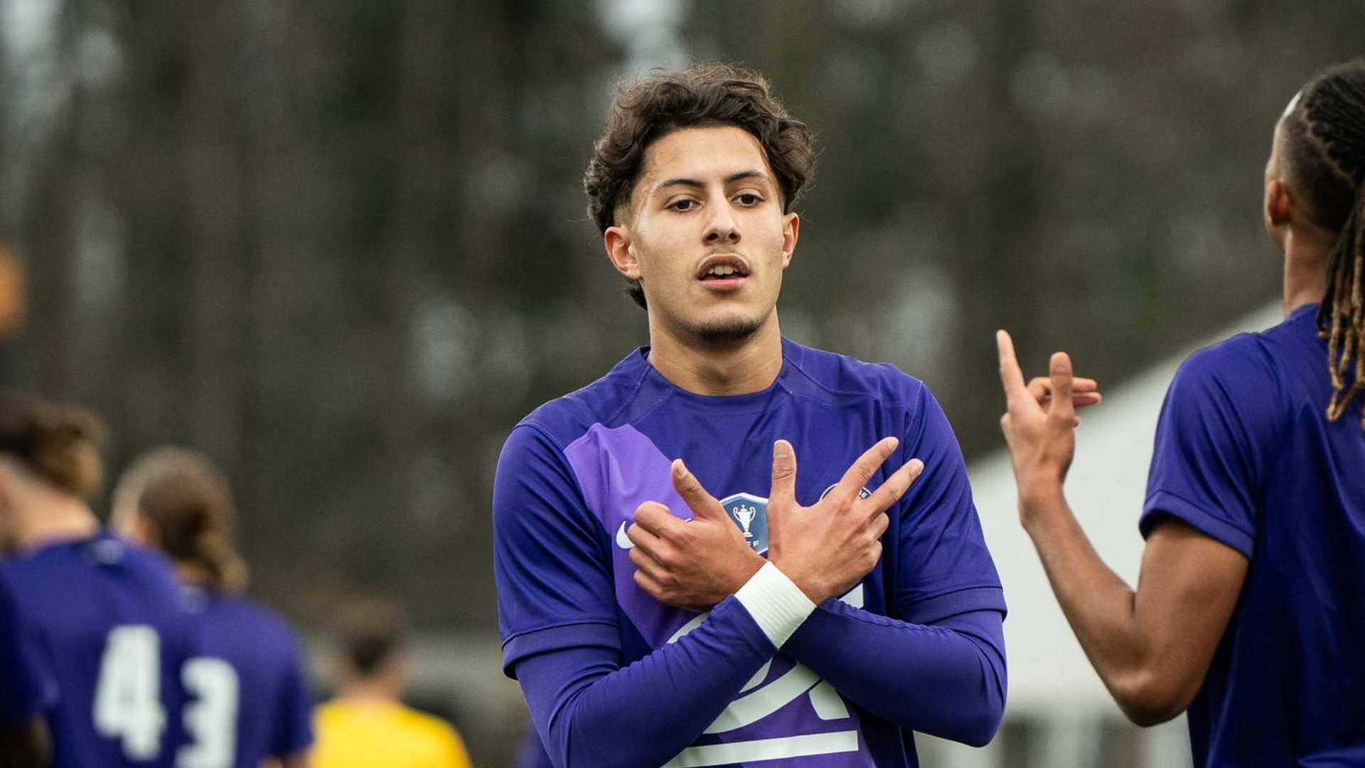 مغربي صاعد بجودة عالية يتألق بمنتخب فرنسا ، وتولوز يستعد لتوقيع عقده