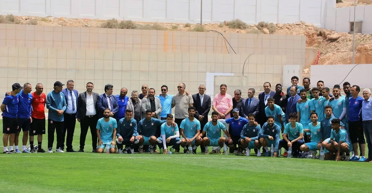 الحسنية تغري لاعبيها بالمال لهزم رجاء بني ملال