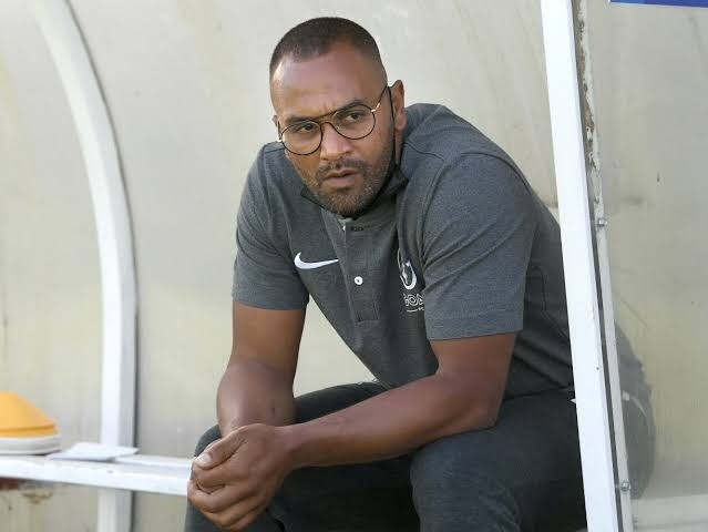 المغربي جمال عليوي ينضم إلى الجهاز التقني لنادي لنس