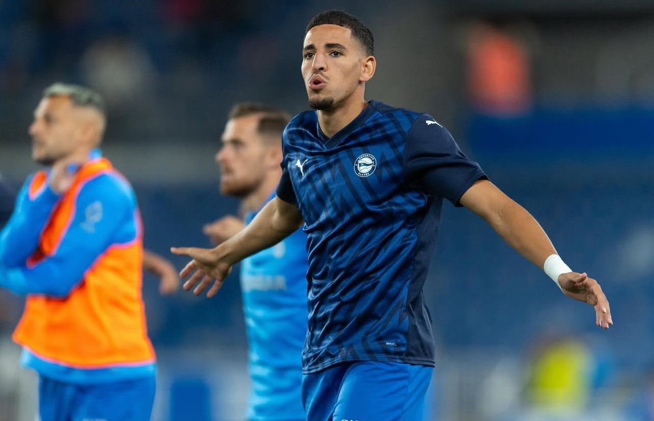 عبقار يرفض عروضا من رومانيا وفرنسا