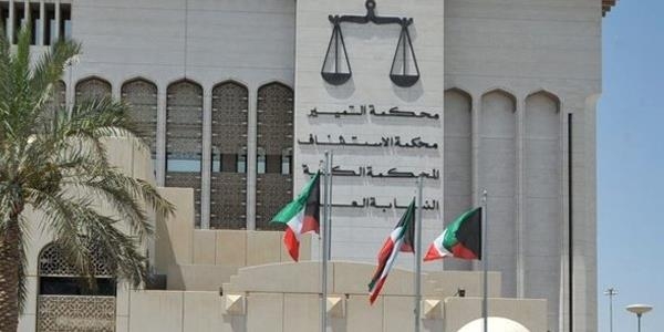 إلزام مقيم بتعويض عاملة منزلية بـ 30 ألف دينار