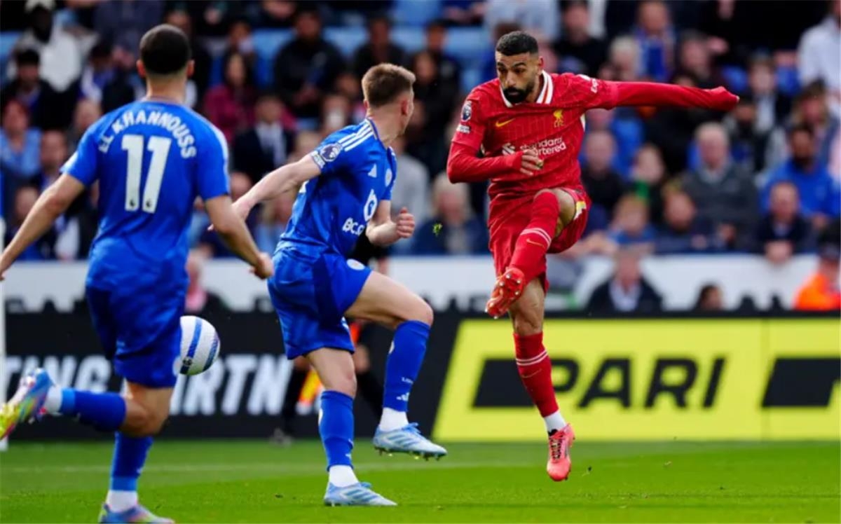 موريسون: محمد صلاح يُبدع في كل شيء باستثناء هز شباك ليستر سيتي