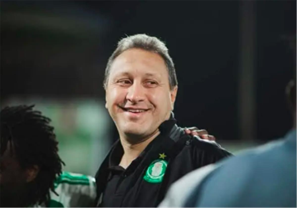 هادي خشبة: كهربا فرض نفسه في ليبيا.. وثنائي الأهلي والزمالك ضمن اهتمامات أهلي طرابلس
