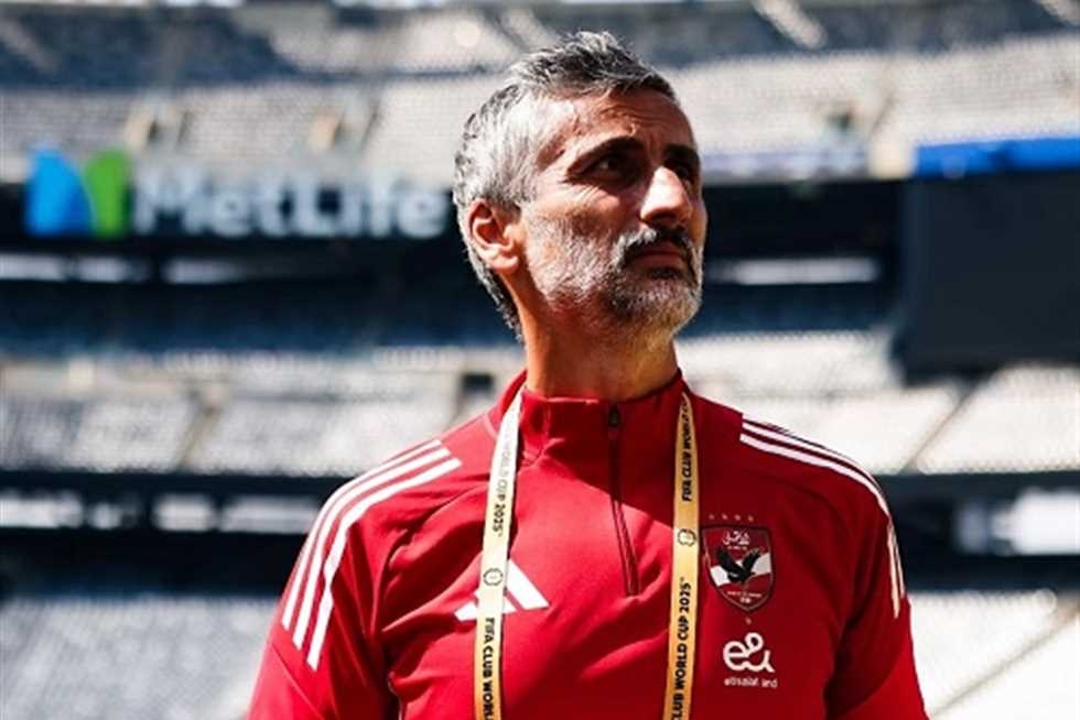 هل يلجأ ريبيرو إلى «المغضوب عليهم» لحل أزمة دفاع الأهلي أمام المحلة؟