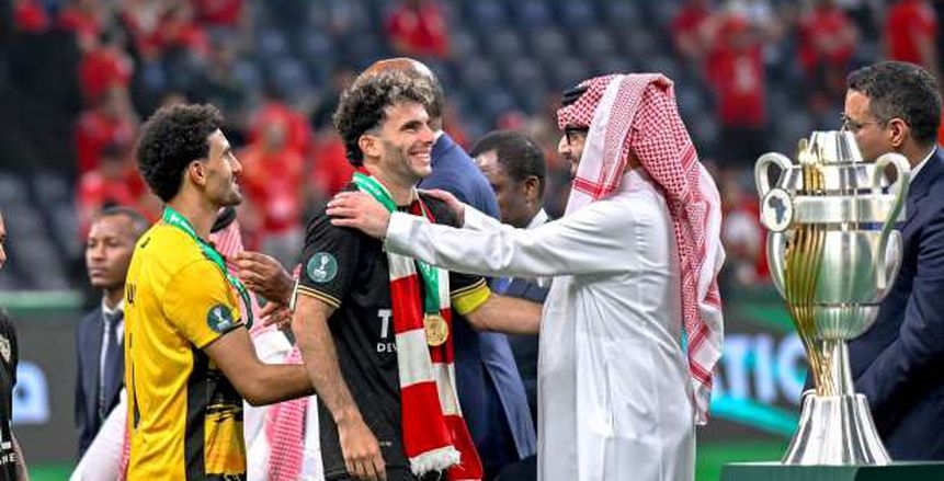 بعد اقتراب نهاية عقده مع الزمالك.. تعرف على أرقام زيزو وبطولاته مع الأبيض