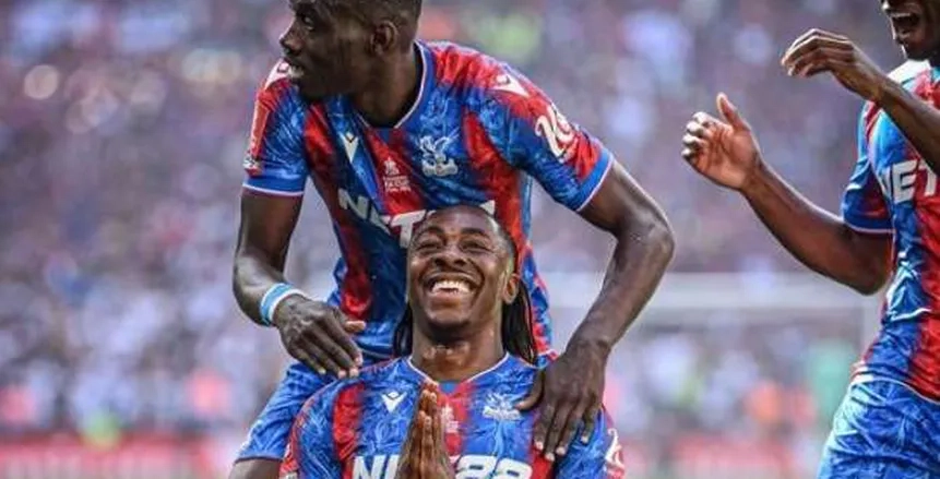 كريستال بالاس يتقدم بهدف على مانشستر سيتي في الشوط الأول بنهائي كأس الاتحاد