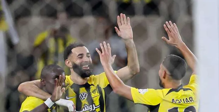 اتحاد جدة يستغل سقوط الهلال أمام الشباب ويبتعد بصدارة الدوري السعودي «فيديو»