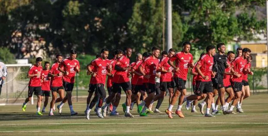 الأهلي يعلن رحيل لاعب جديد عن القلعة الحمراء خلال ساعات