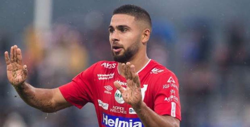 عمر فرج لاعب الزمالك المعار يسجل 5 أهداف في أول مباراة بالدوري السويدي