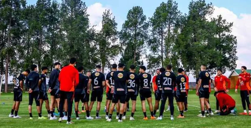 الأهلي يواصل تدريباته استعدادا لموقعة الحسم.. والنحاس يعالج الأخطاء