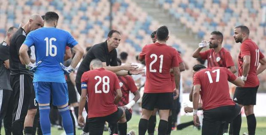 البنك الأهلي يخطف تعادلا قاتلا من أنياب طلائع الجيش