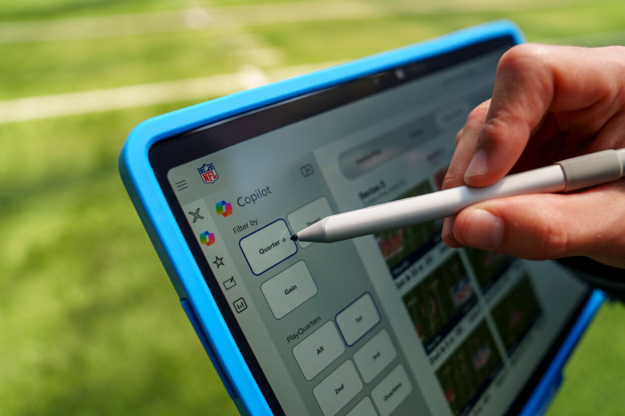 Microsoft and NFL extend partnership, bringing AI and cloud tools to football sidelines and beyond
