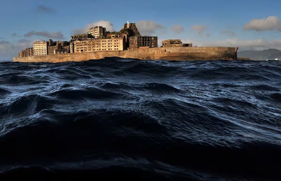 Gunkanjima: An Island Frozen in Time