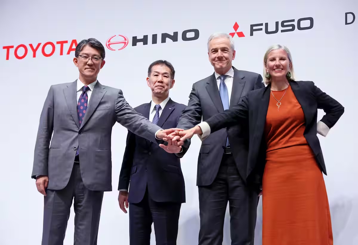 Hino and Mitsubishi Fuso to Merge, Boosting Next-Gen Tech Development