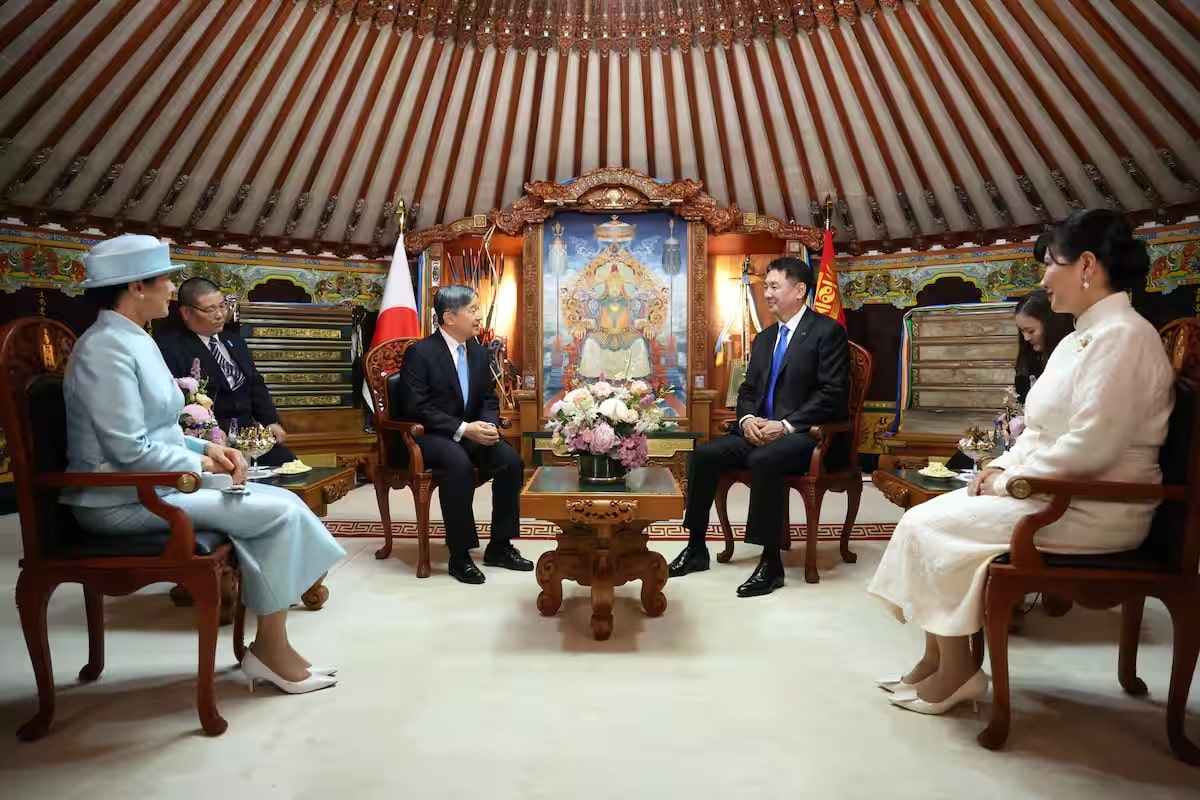 An Imperial Week in Photos: Emperor and Empress in Mongolia for Historic Visit