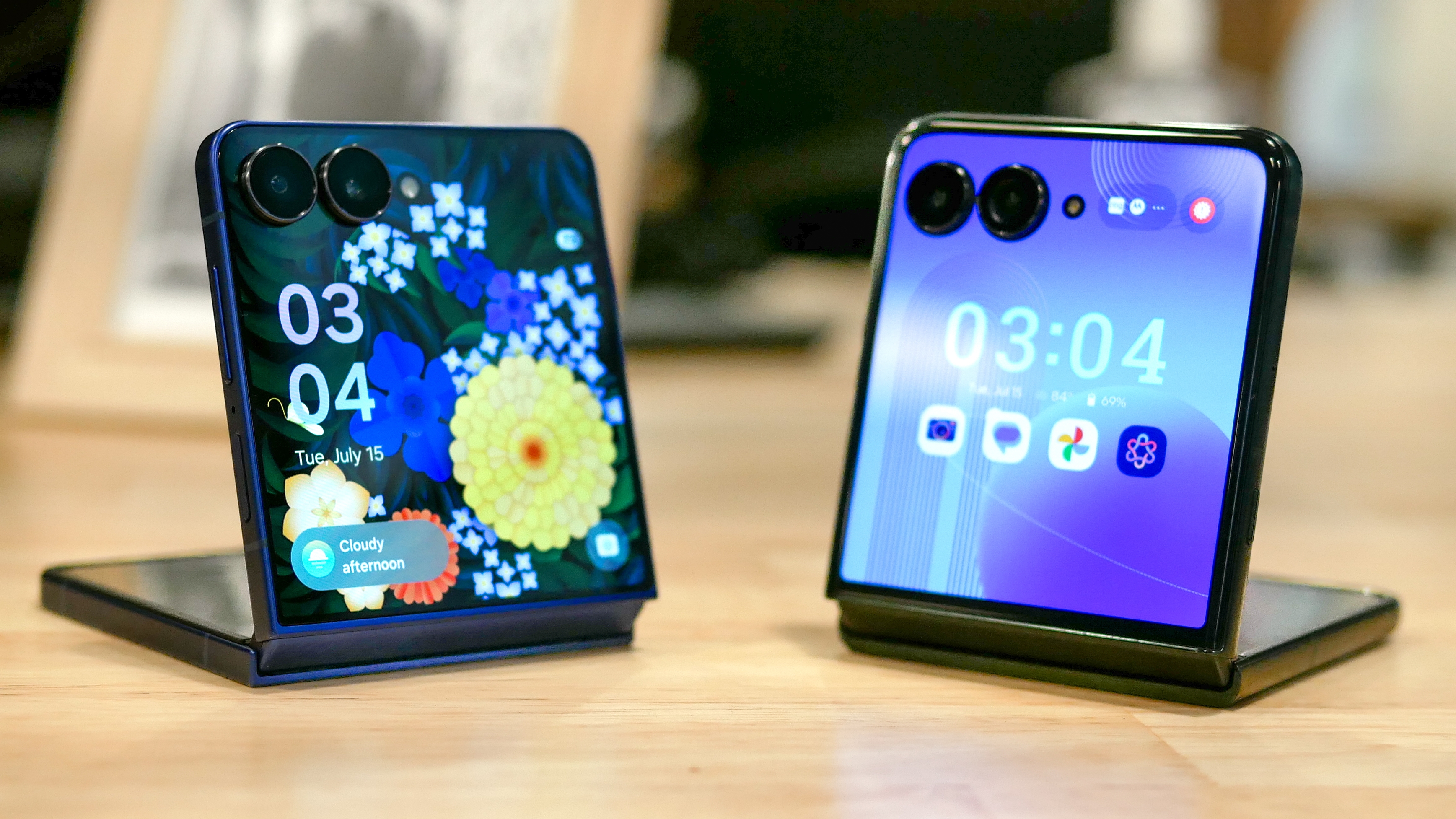 I put the Galaxy Z Flip 7 vs. Razr Ultra (2025) through a 10-round photo shootout — here's the winner