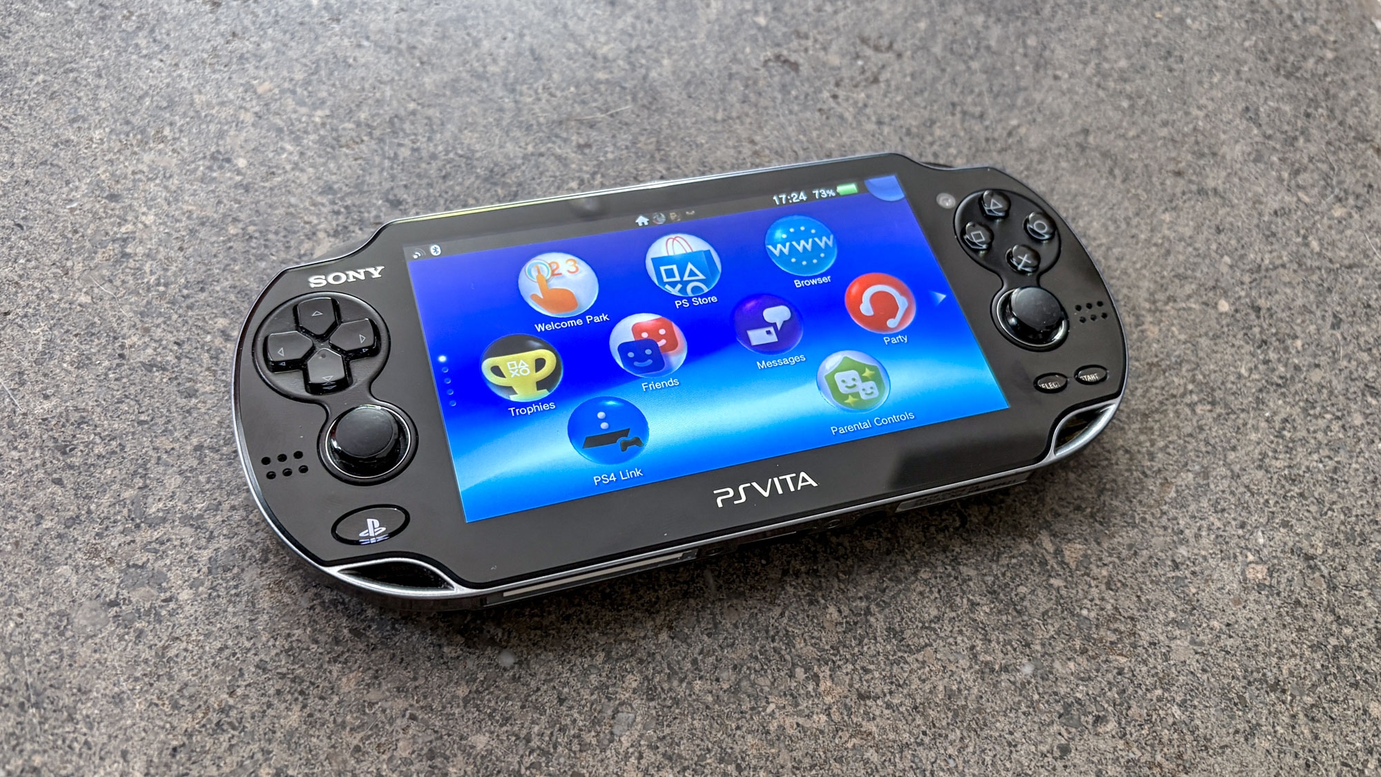 I bought a PS Vita instead of a Nintendo Switch 2 in 2025 — and I have no regrets