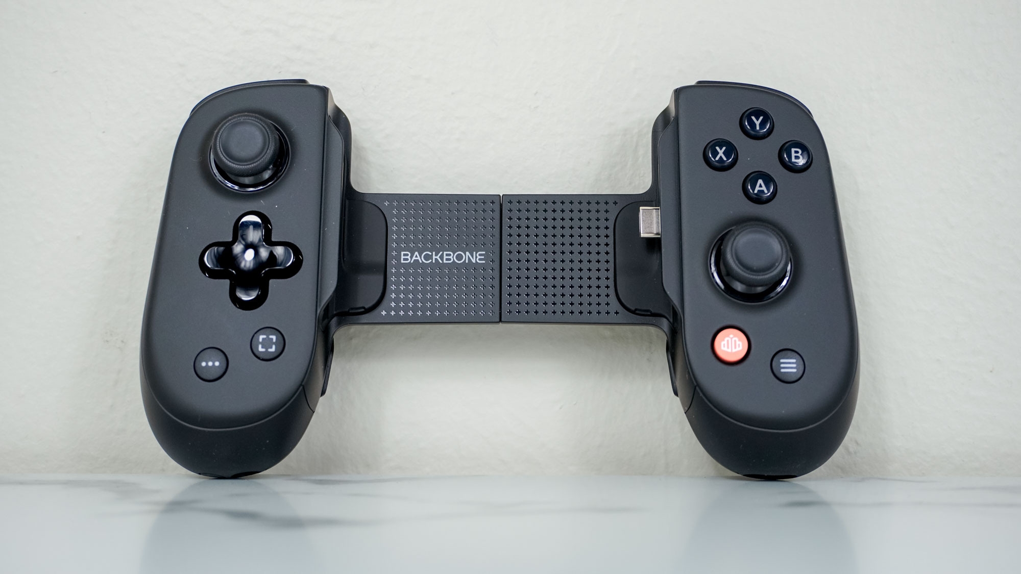 Backbone unveils new Backbone Pro controller and now it's not just for your phone — play wirelessly on your PC, tablet and more
