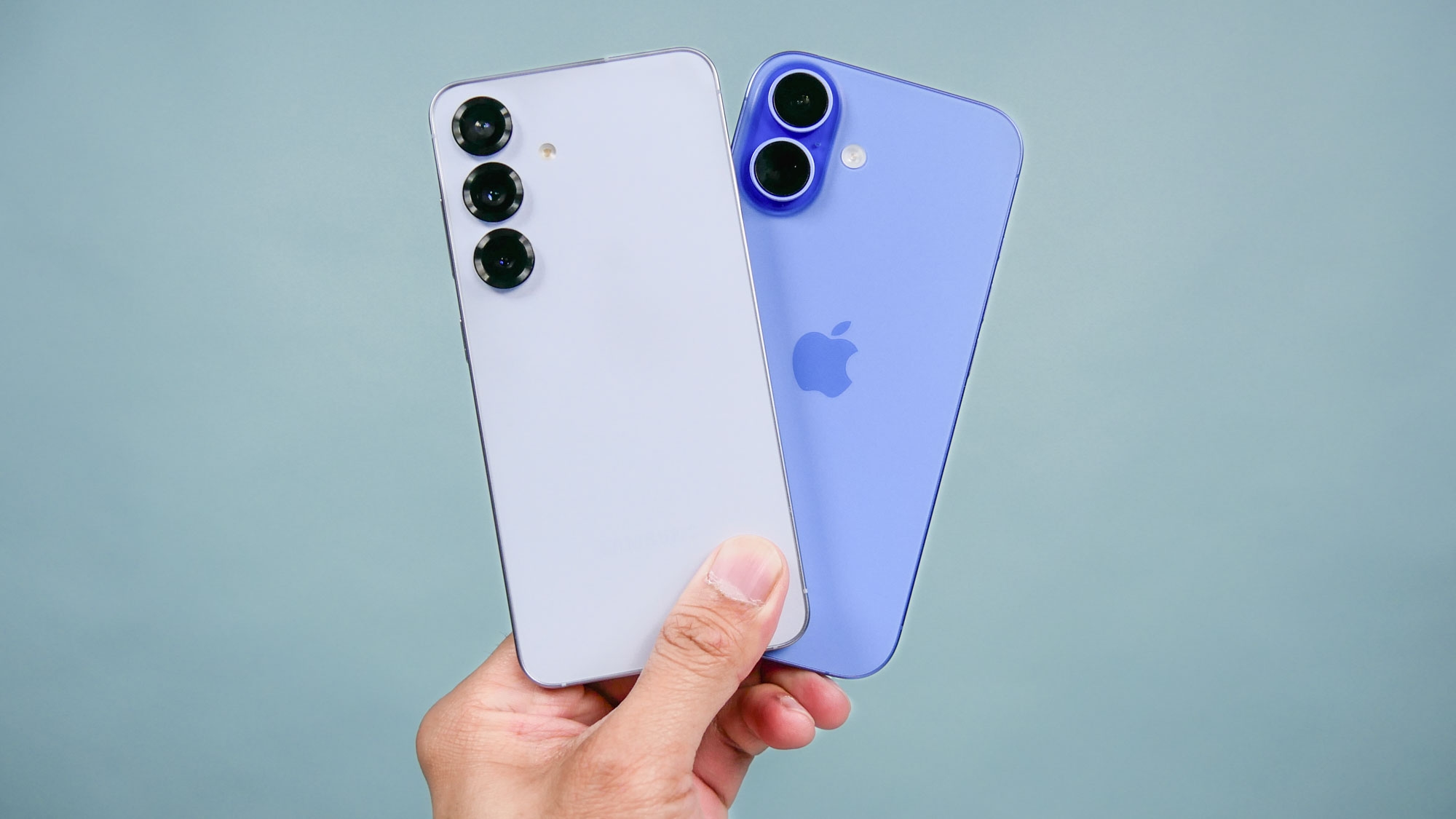Apple's smartphone market share plummets as Samsung surges — here's why