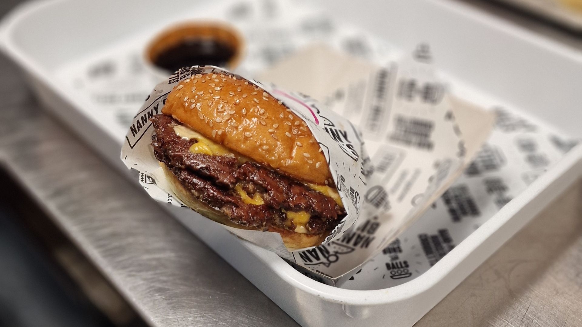 How to make the perfect smash burger on your flat top grill, according to a pro chef