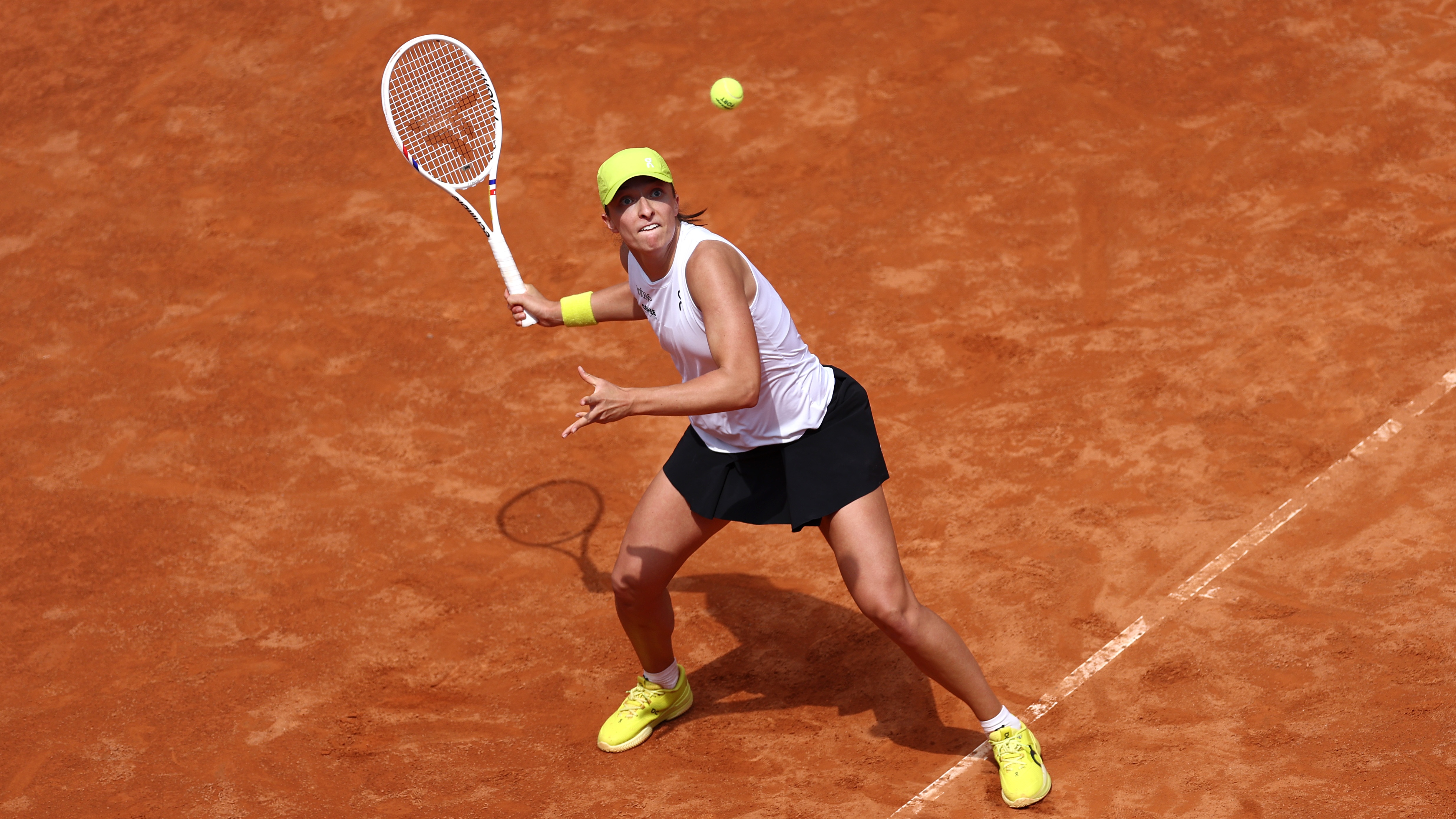 How to watch Swiatek vs Sabalenka at the French Open on 9Now (it's free)