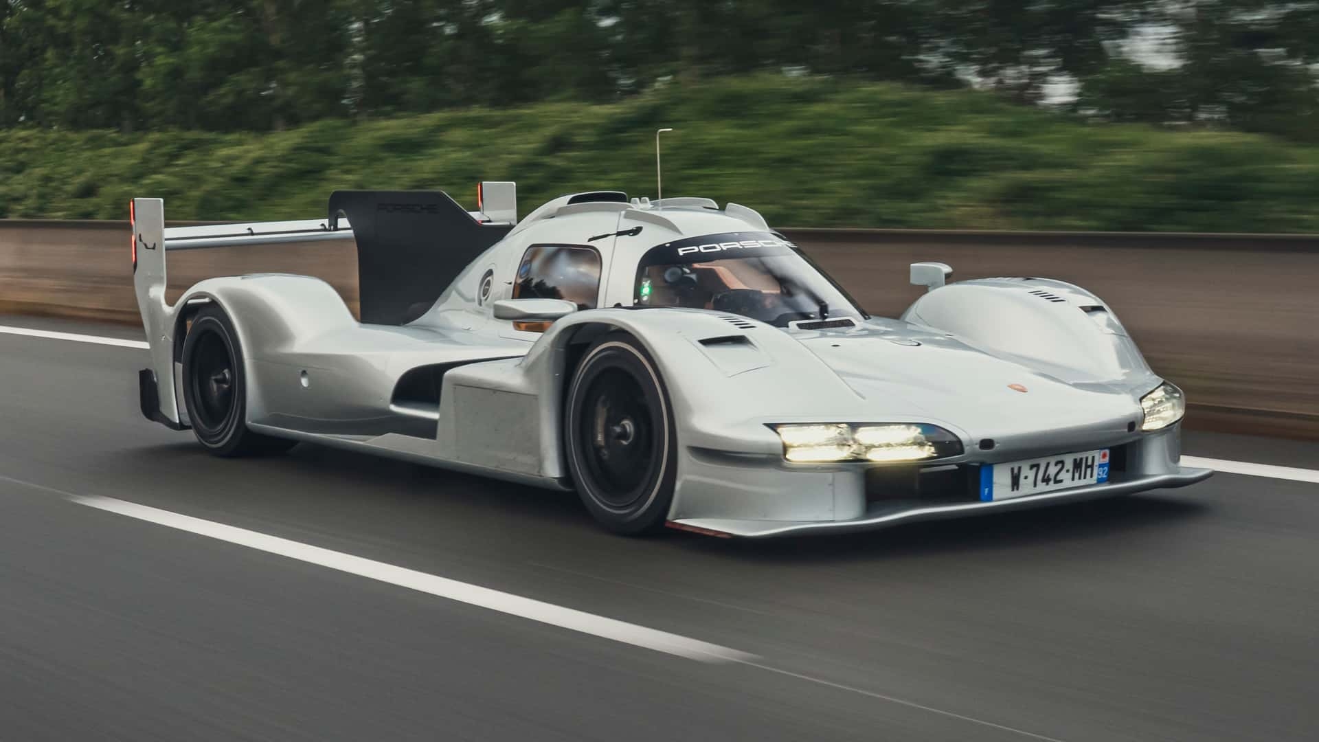 963 RSP Revealed: Meet Porsche's Street-Legal Le Mans Hypercar