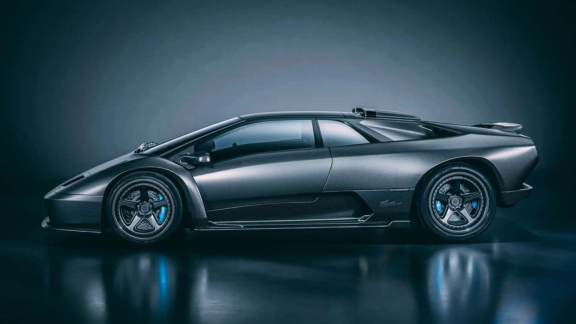 This Lamborghini Diablo V-12 Restomod Was Made for the Track