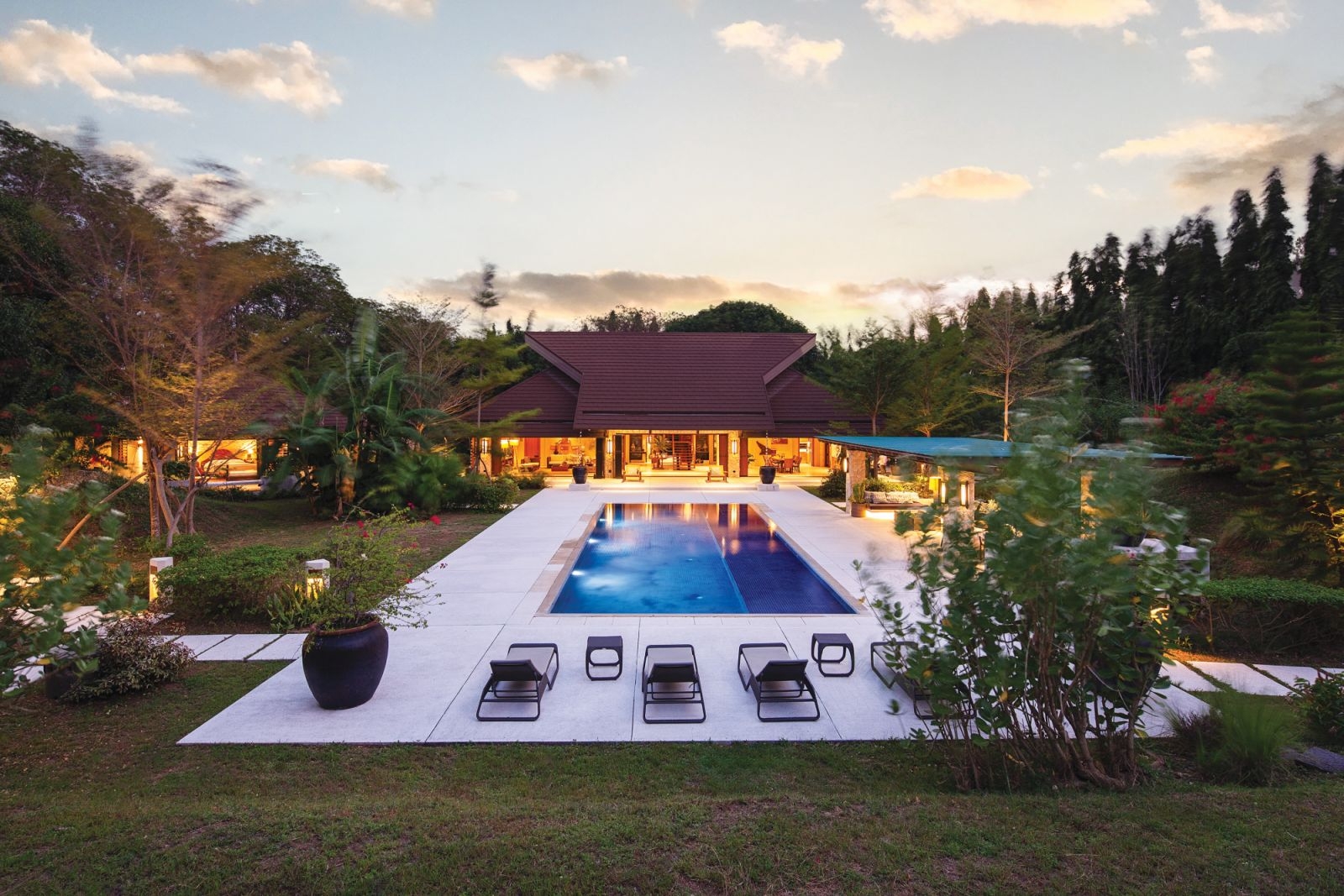 Ode to Earth: inside the family farmhouse of the architect Gelo Mañosa in Calatagan