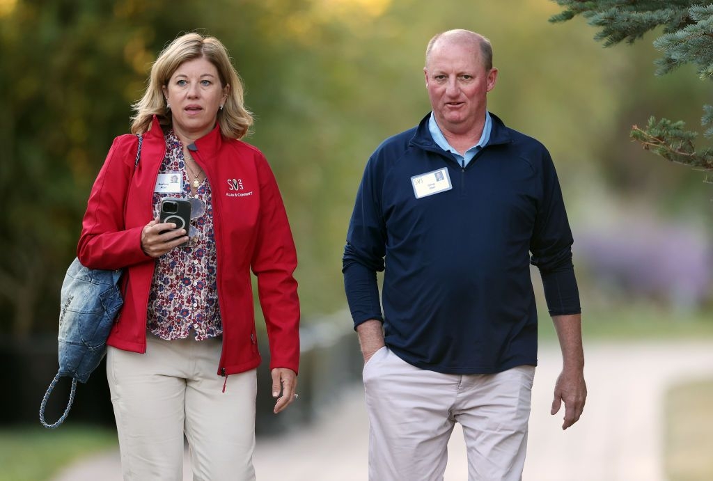 Who is Warren Buffett's successor at Berkshire Hathaway? 5 Things to know about Greg Abel