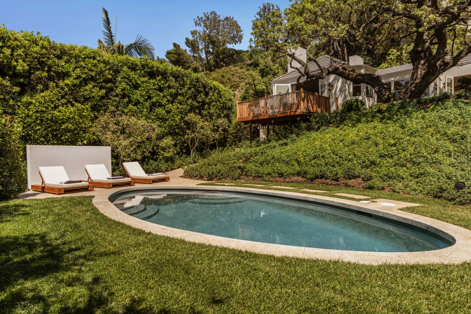 Home tour: A reimagined 1940s Beverly Hills home with timeless California glamour