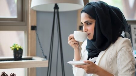 هل تتوتر لعدم شربك القهوة في رمضان؟ هذه الخطوات ستساعدك