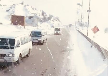‏طريق ⁧‫ضهر البيدر‬⁩ اصبحت سالكة باستثناء الشاحنات
