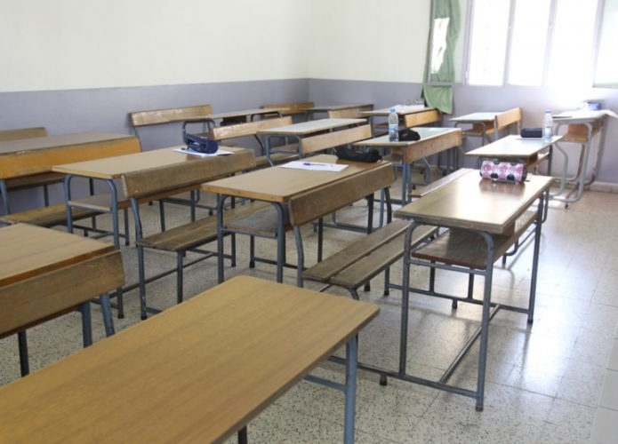 فوضى في مستحقات الأساتذة المتعاقدين: غموض بالدفع وصناديق المدارس فارغة!