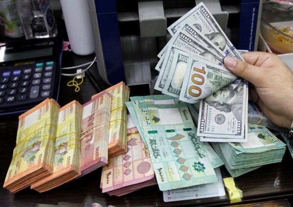 استقرار سعر الدولار مقابل الليرة اللبنانية وسط طفرة في استخدام الشيكات الفريش