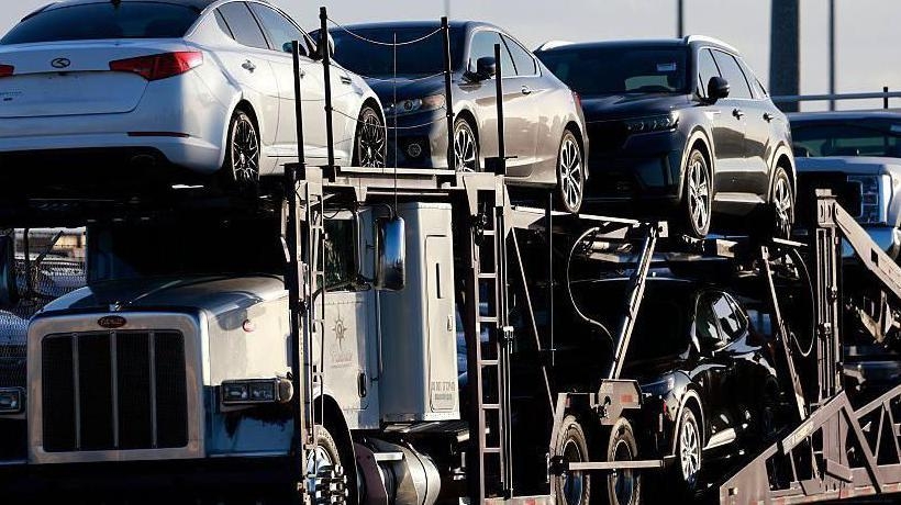 واشنطن تفرض رسوماً جديدة على قطع غيار السيارات المستوردة