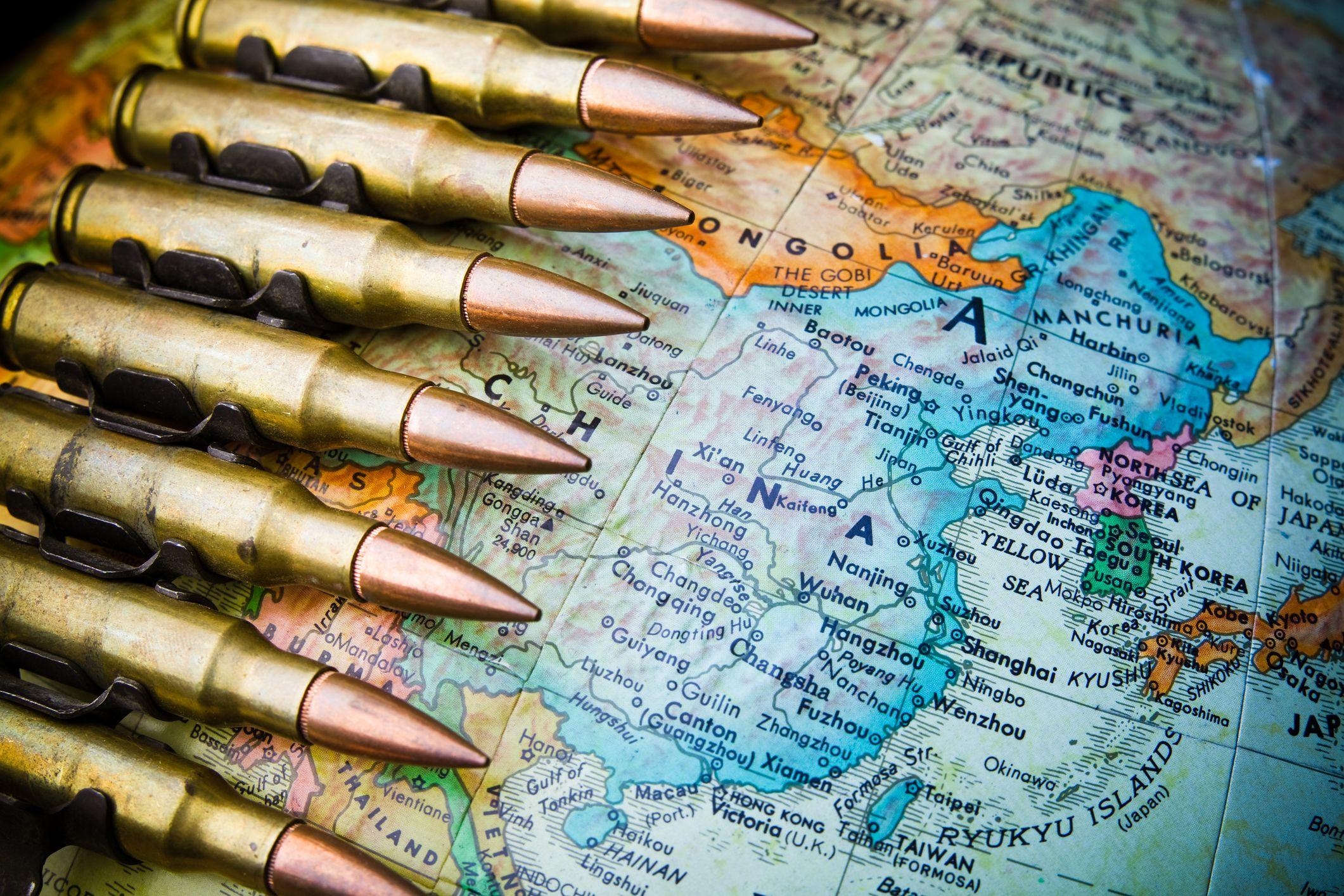'العالم على شفا فوضى مع بدء تحولات القوى العظمى'