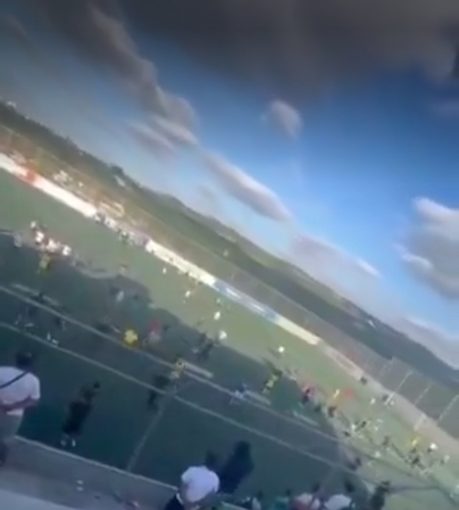 بالفيديو: حادثة طــ.ـعن مفاجئة في مباراة الرياضي العباسية والبرج بالدوري اللبناني!