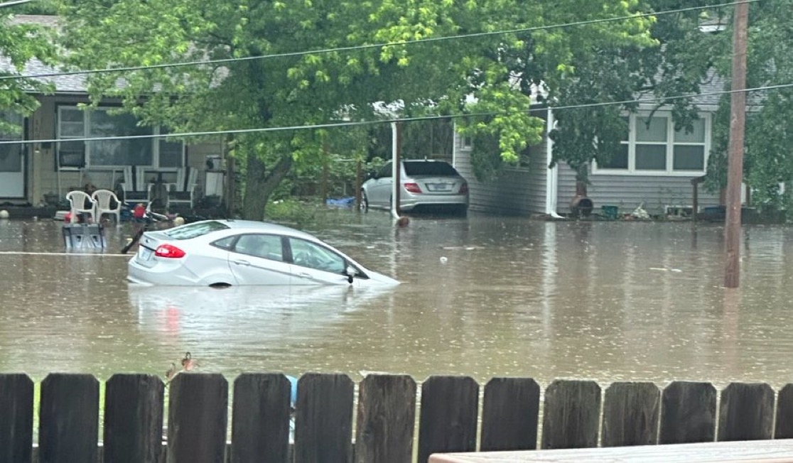 VIDEO: Flash Flood Emergency Declared as Vehicles Stall on Flooded Roads in Wichita, Kansas