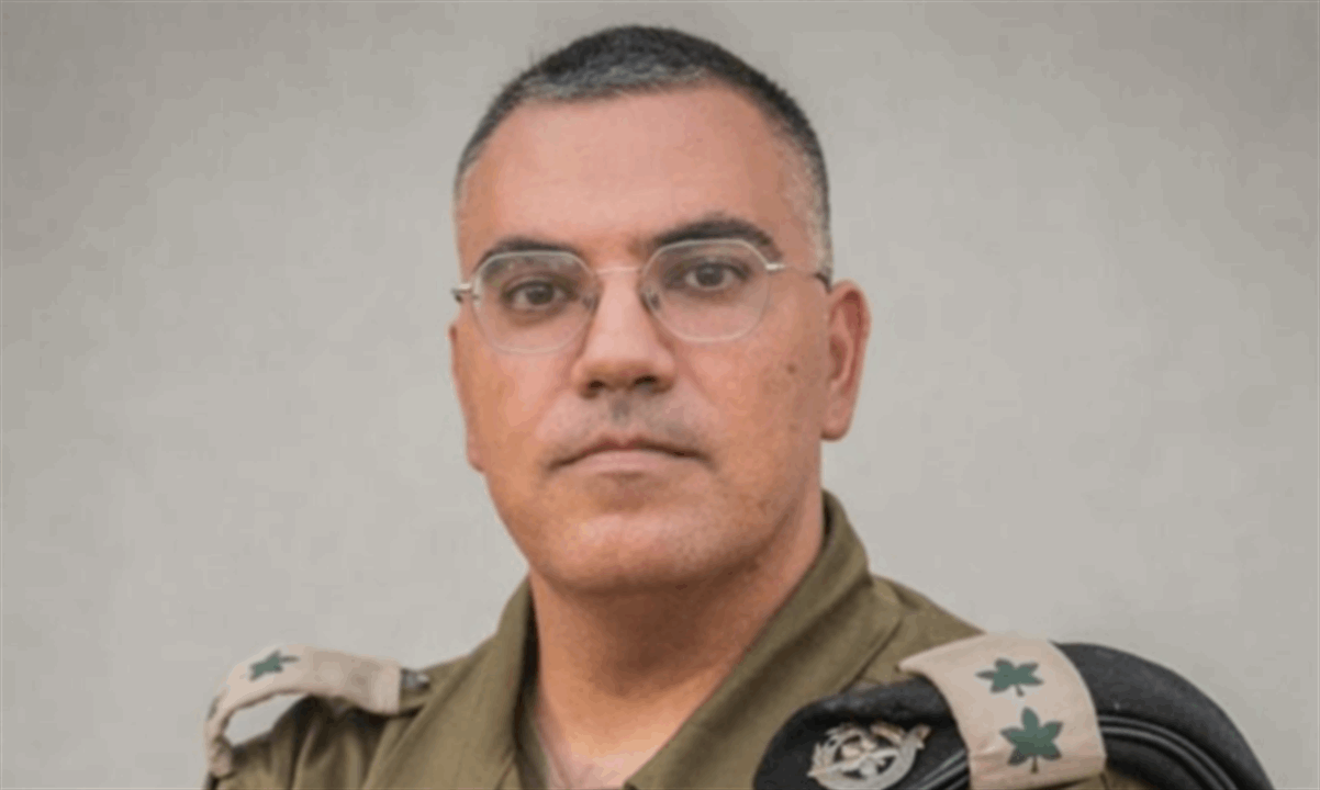 أدرعي ينشر محادثة لبنانية عقب الغارات على الضاحية ويعلق على 'بيئة الحزب'