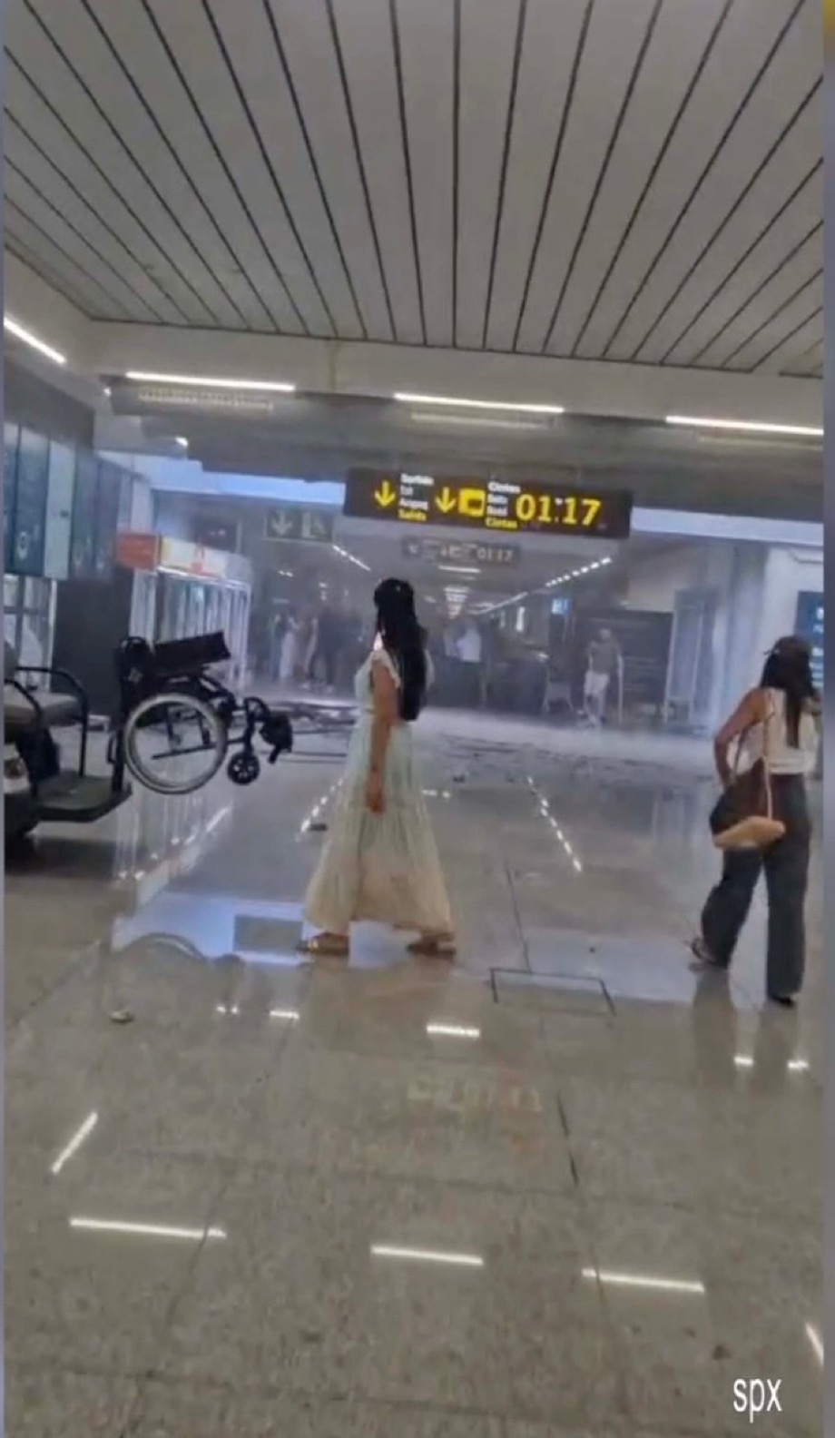 LIVE: Roof Collapse at Majorca Airport – Glass Falls onto Arrivals Area at Palma's Son Sant Joan