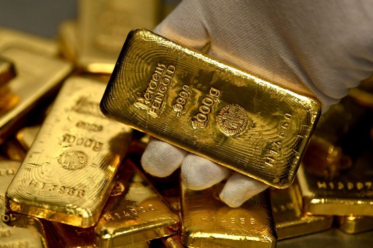 انخفاض الذهب مع ترقب تطورات المحادثات التجارية بين الولايات المتحدة والصين