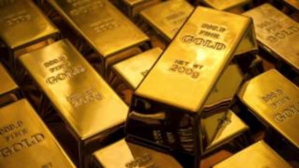 أسعار الذهب تتراجع مع انحسار التوتر التجاري وترقب بيانات الوظائف الأمريكية