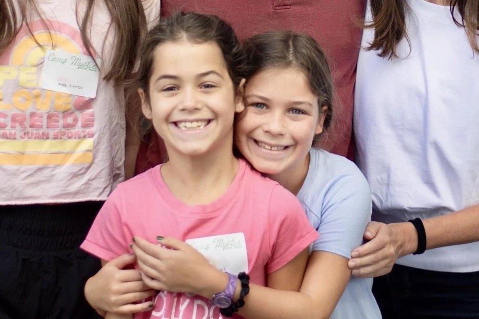 Hanna and Rebecca Lawrence: 8-Year-Old Twin Sisters Identified Among Texas Flood Victims