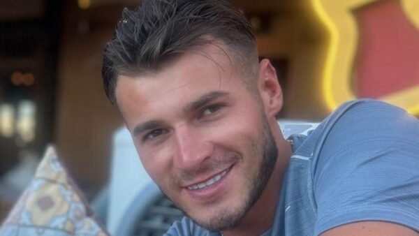 Man Fatally Stabbed Outside Luxury London Hotel Identified as Blue Stevens, 24