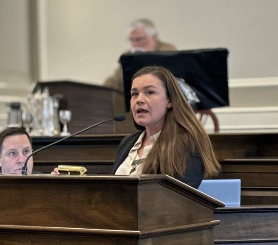 New Hampshire State Rep. Jodi Newell Arrested for DUI After Crash in Keene