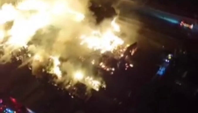 Video: Massive 2-Alarm Fire Destroys Multiple Mobile Homes and Warehouse in Lamont, California