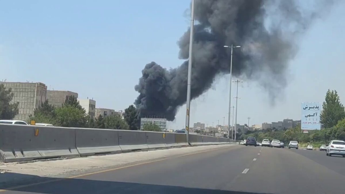 Blast Near IRGC Site in Karaj, Alborz Province — Smoke Rises After Explosion